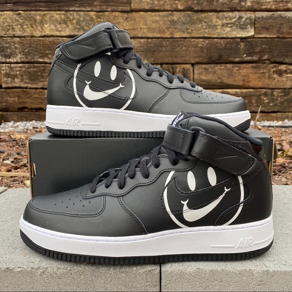have a nike day air force 1 mid